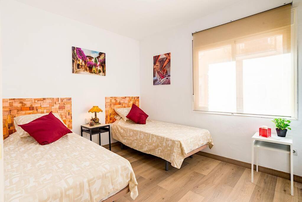 Sohocenter Apartment 2 Rooms Young People Only Малага Екстериор снимка