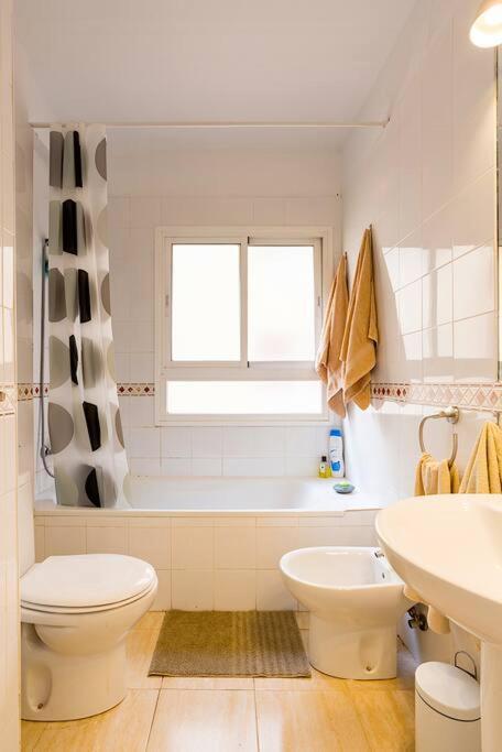 Sohocenter Apartment 2 Rooms Young People Only Малага Екстериор снимка